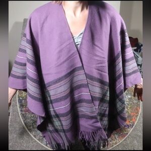 James Pringle Weavers 100% Wool Cape Buffalo Plaid Scottish Poncho Scarf Wrap